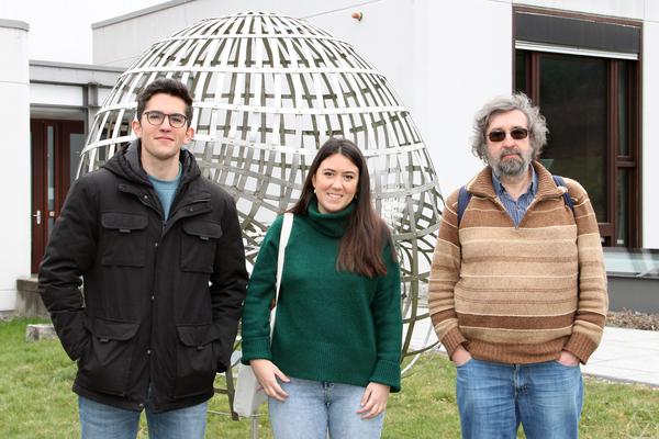 Diego Alonso-Orán, Claudia García, Juan José López Velázquez