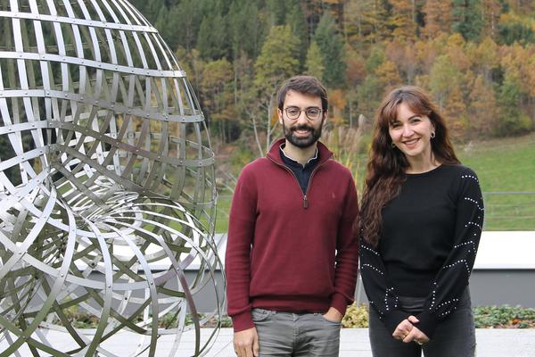 Amaury Hayat, Maria Teresa Chiri