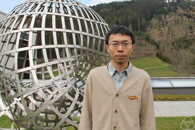 Huajie Li