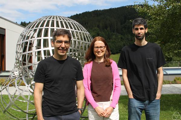 Felix Schulze, Ailana M. Fraser, Xavier Ros Oton