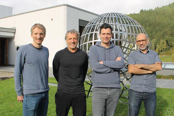 Robert Seiringer, Christian Hainzl, Benjamin Schlein, Jan Philip Solovej
