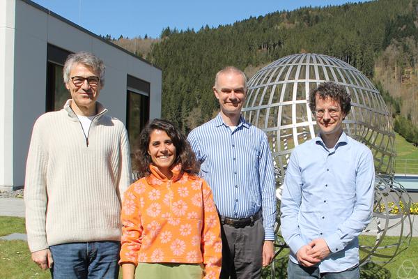 Mihai Paun, Eleonora Di Nezza, Stefan Kebekus, Stefan Schreieder