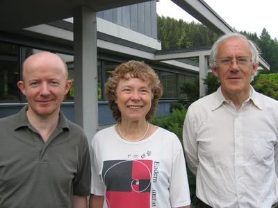 Eamonn A. O'Brien, Cheryl E. Praeger, Charles R. Leedham-Green