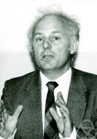 Wolfgang L. Wendland